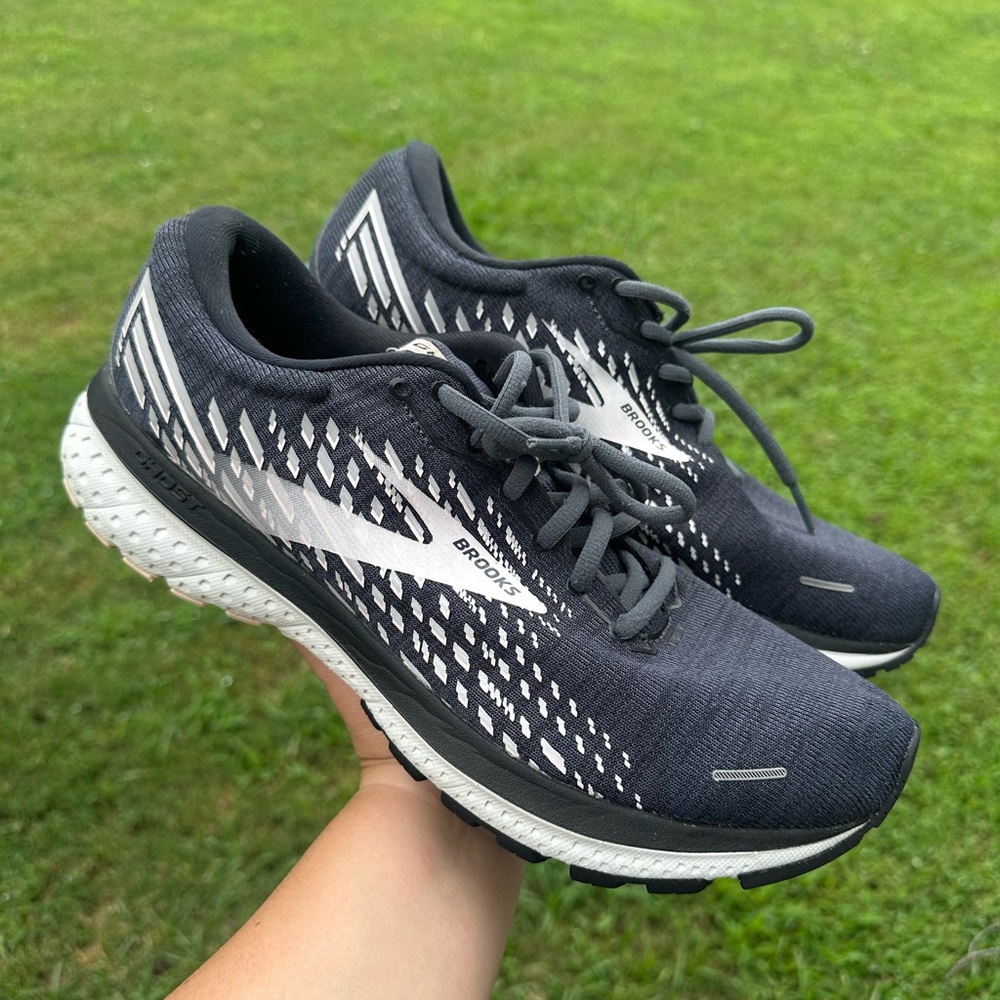 Brooks Women's Ghost 13 Running Shoes size 11